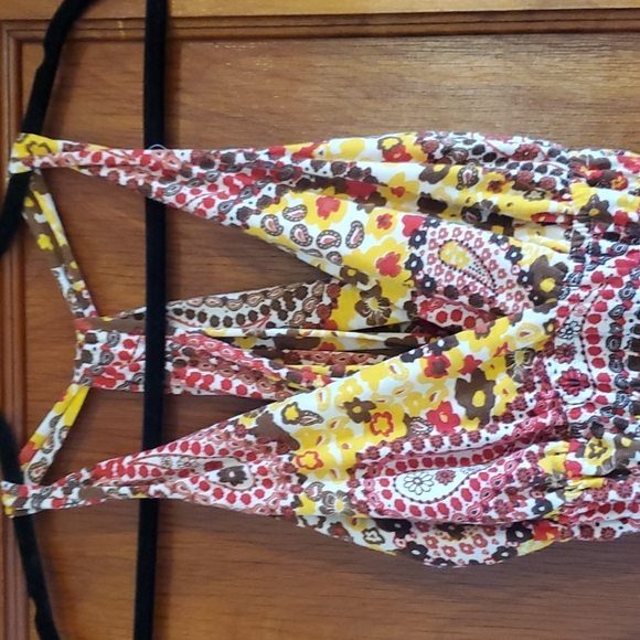 Vibrant Dress! - Picture 3 of 7